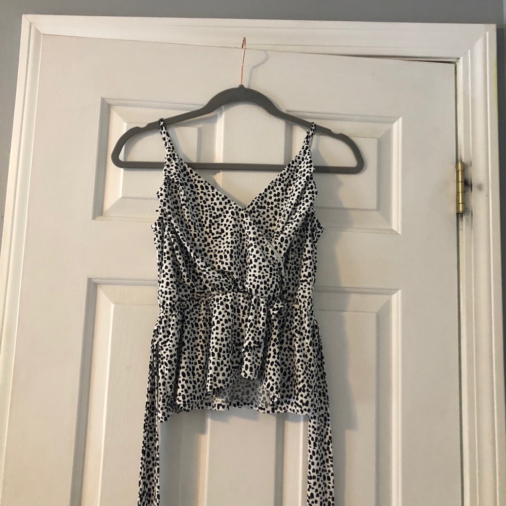 Black and white top